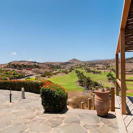 Mira Salobre Luxury Retreat In Gran Canaria Private Outdoor Heatable Pool Bbq Facilities Shaded Outdoor Dining Area Salobre Golf, Villa Las Palmas de Gran Canaria