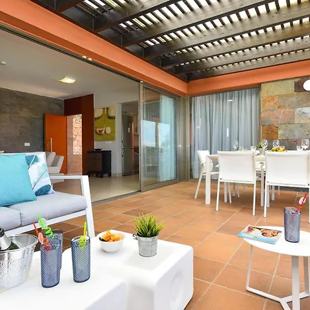 Mira Salobre Luxury Retreat In Gran Canaria Private Outdoor Heatable Pool Bbq Facilities Shaded Outdoor Dining Area Salobre Golf, Villa